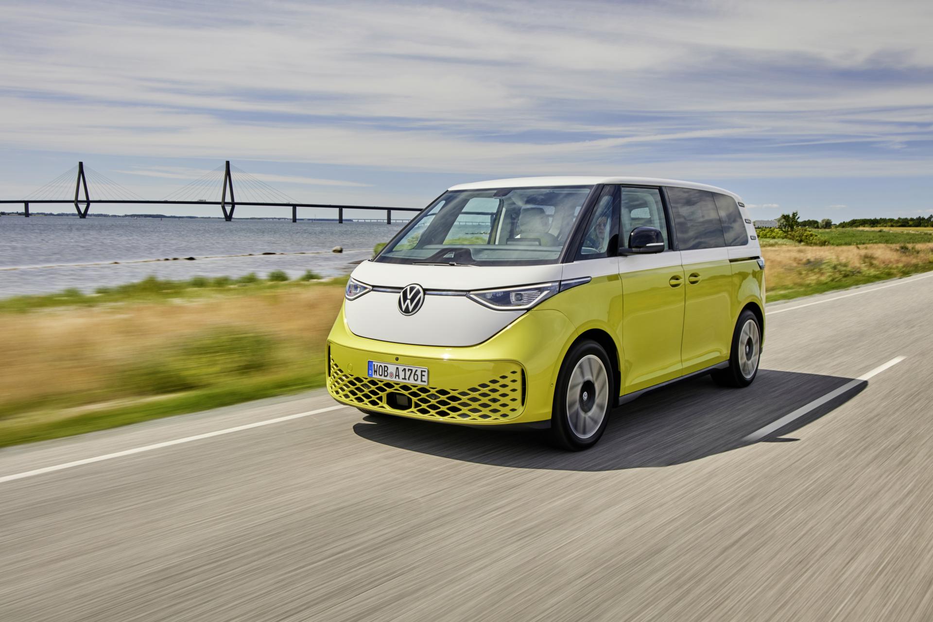 Weltpremiere des neuen Multivan: Volkswagen Nutzfahrzeuge transferiert  automobiles Lebensgefühl in die Neuzeit